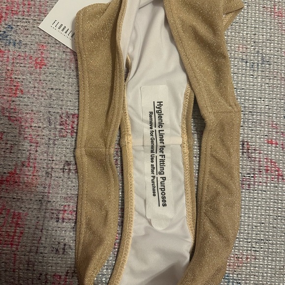 gold bikini - Picture 7 of 7